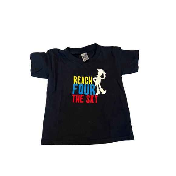 Reach four for the sky boys birthday shirt size 4t Toy Story fourth 4 birthday - Picture 1 of 4